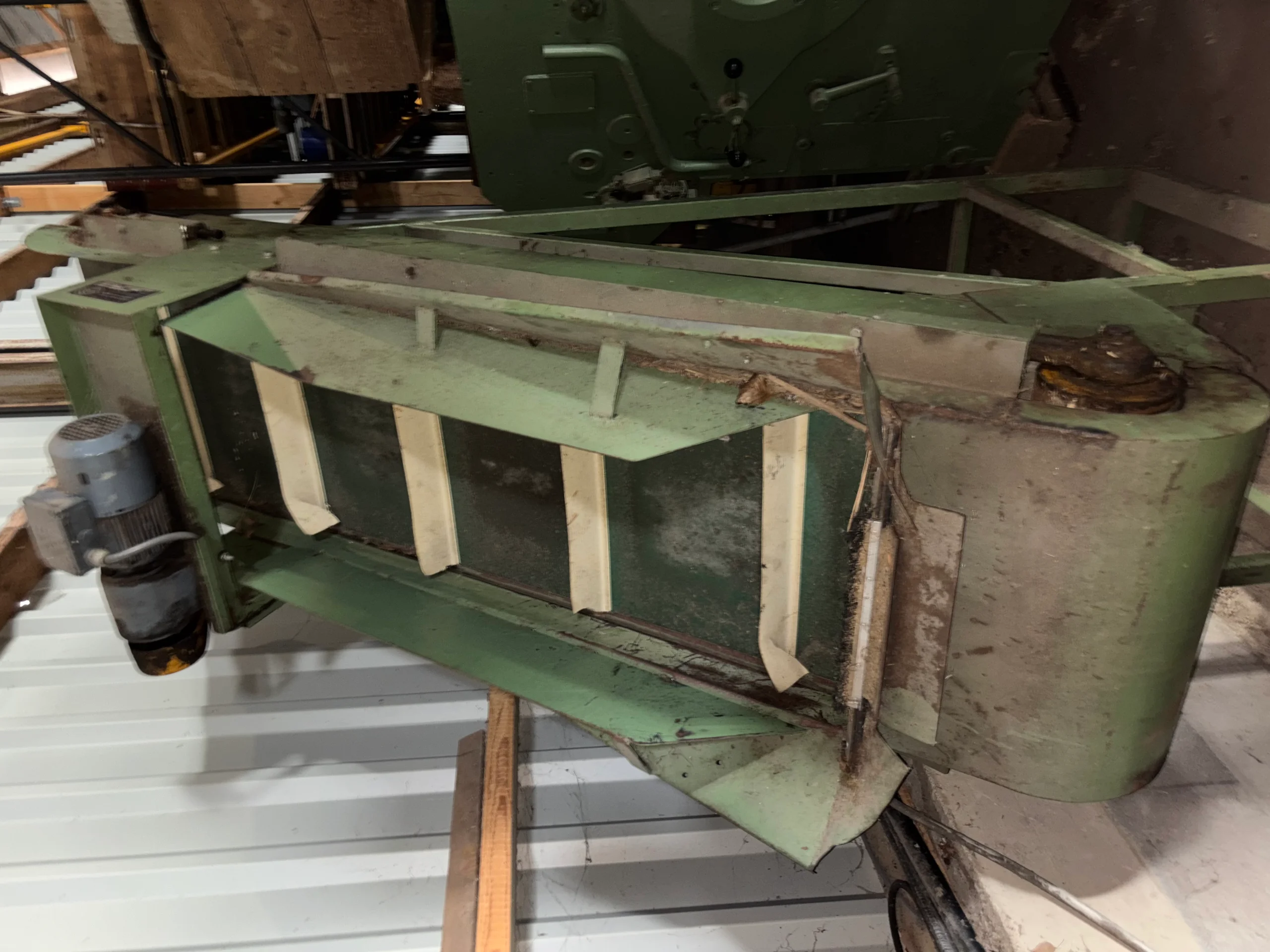 Inclined conveyor belt / inclined conveyor